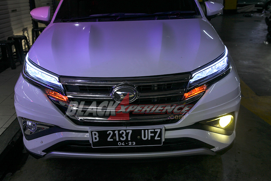 Modifikasi Kosmetik All New Terios, Makin Ganteng dengan DRL, Lazy Eyes  dan Foglamp 3 Warna 