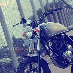Yamaha Scorpio tracker by Puspa Kediri Custom