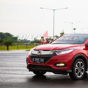 New Honda HR-V 1.5 E Special Edition CVT - Tampil Untuk Jadi Yang Terbaik