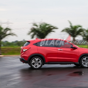 New Honda HR-V 1.5 E Special Edition CVT - Tampil Untuk Jadi Yang Terbaik