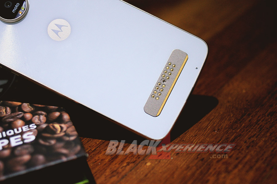 Review Perbandingan Moto Z dan Moto Z Play