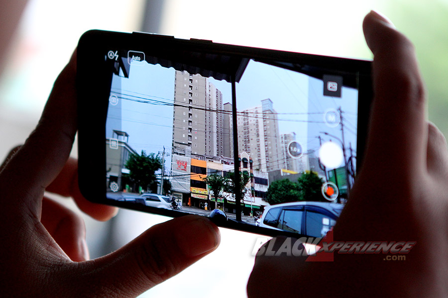 Asus Zenfone Zoom S, Smartphone Jagoan Fotografi