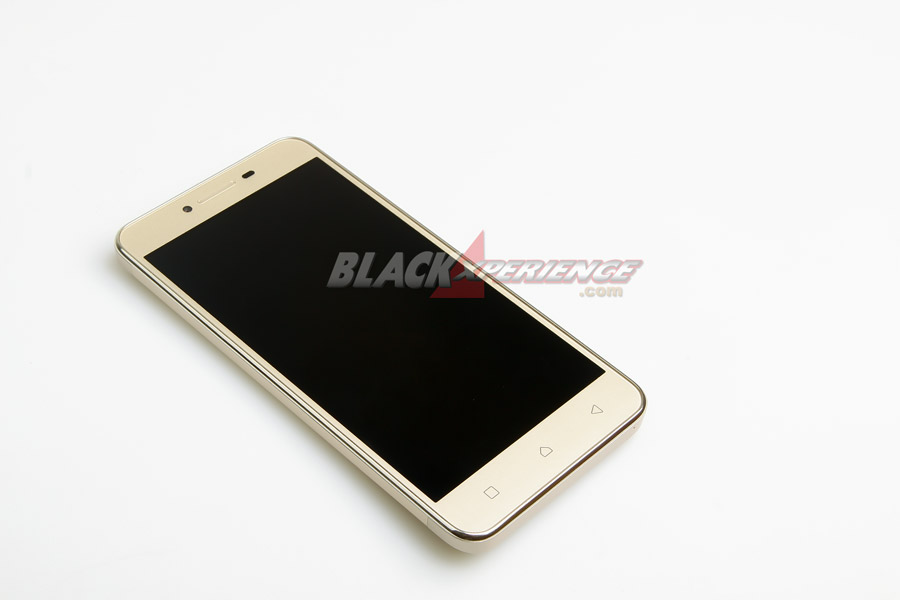 Makin Asik Nikmati Konten VR dengan Lenovo Vibe K5 Plus