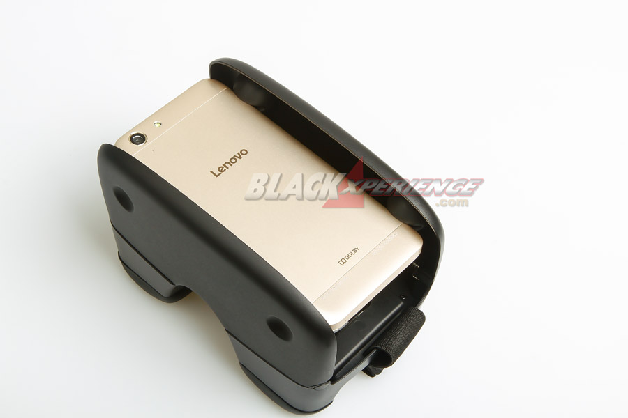 Makin Asik Nikmati Konten VR dengan Lenovo Vibe K5 Plus
