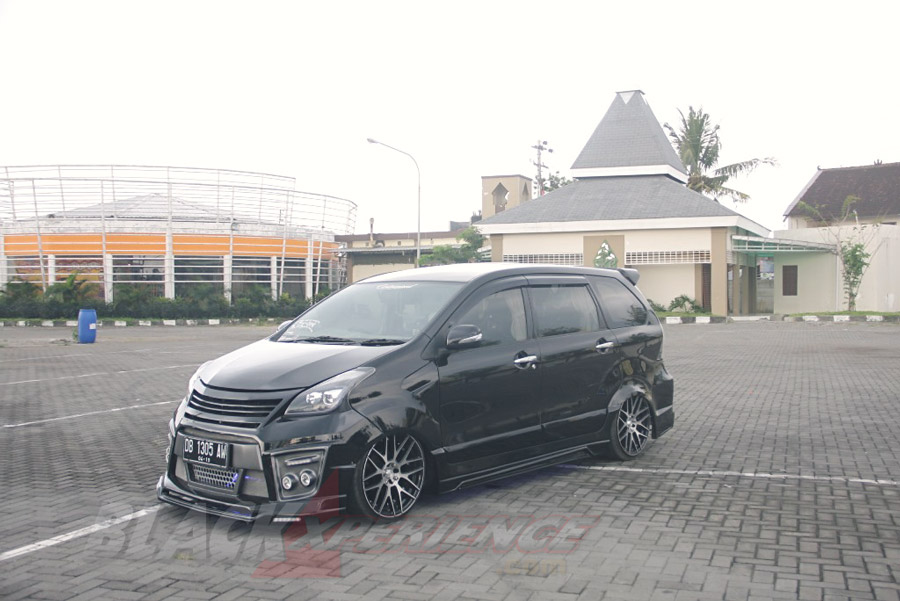 Modifikasi Toyota Avanza Veloz dengan Citarasa Alphard Vellfire