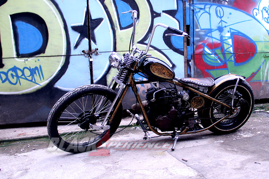 Modifikasi Yamaha Scorpio: Old School Chopper