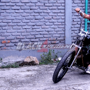 Modifikasi Yamaha Scorpio: Old School Chopper