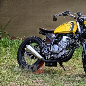 Street Arts Custom Rubah Yamaha Scorpio Jadi gaya Street Tracker