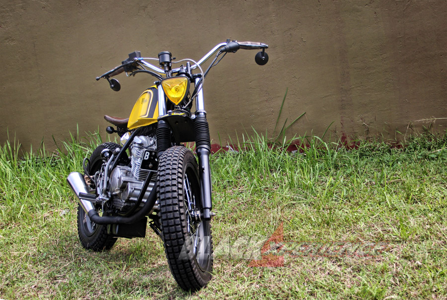 Street Arts Custom Rubah Yamaha Scorpio Jadi gaya Street Tracker