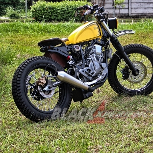 Street Arts Custom Rubah Yamaha Scorpio Jadi gaya Street Tracker