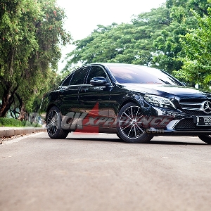 New Mercedes-Benz C 200 EQ Boost - Makin Canggih Dengan Hybrid