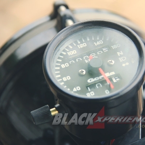 Modifikasi Yamaha Cafe Racer, Klasik tapi Roker