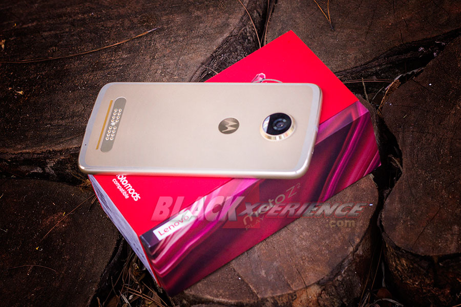 Moto Z2 Play - Lebih Gesit Dan Ramping