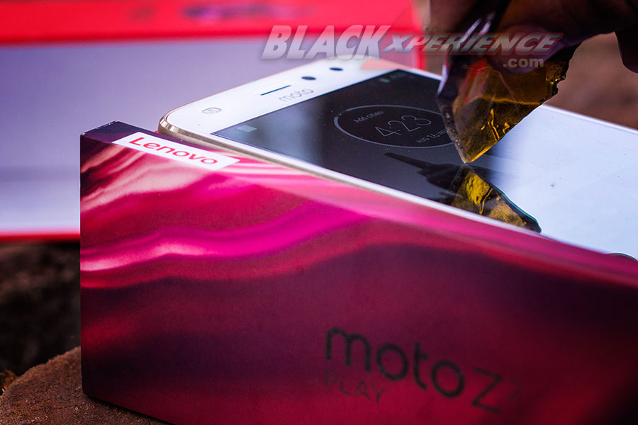 Moto Z2 Play - Lebih Gesit Dan Ramping