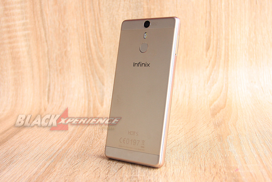 Desain Menawan, Data Aman Infinix Hot S