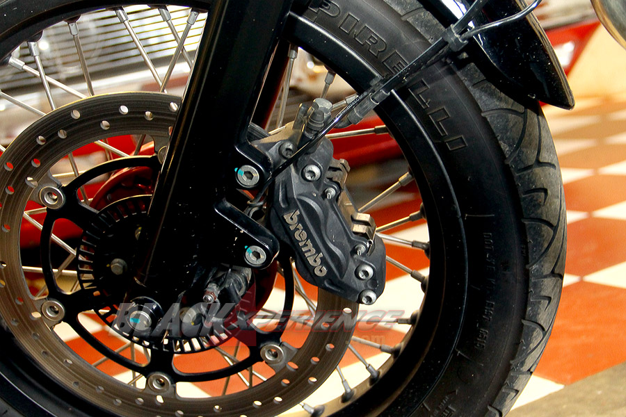 Kaliper Brembo 4 piston 