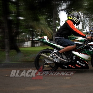 Kasawaki Ninja 150 RR, Racing Bike nyaman dibawa jalan