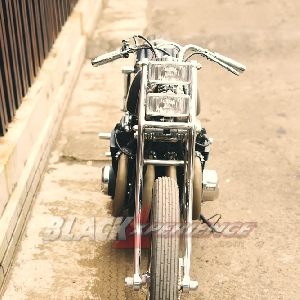 Modifikasi Honda CB650 The Luxurious Chopper Drag  