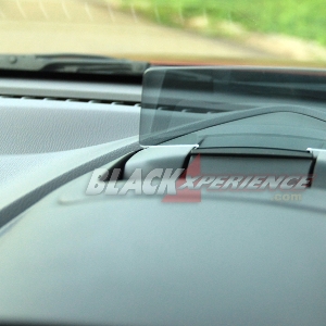 Headup Display di Mazda2