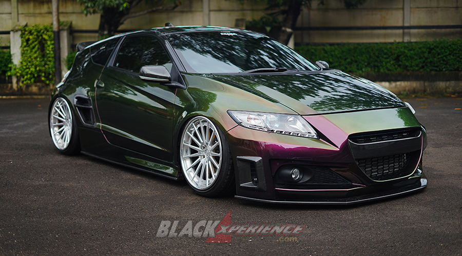 Modifikasi Honda CR Z Hybrid Stance Full Package 