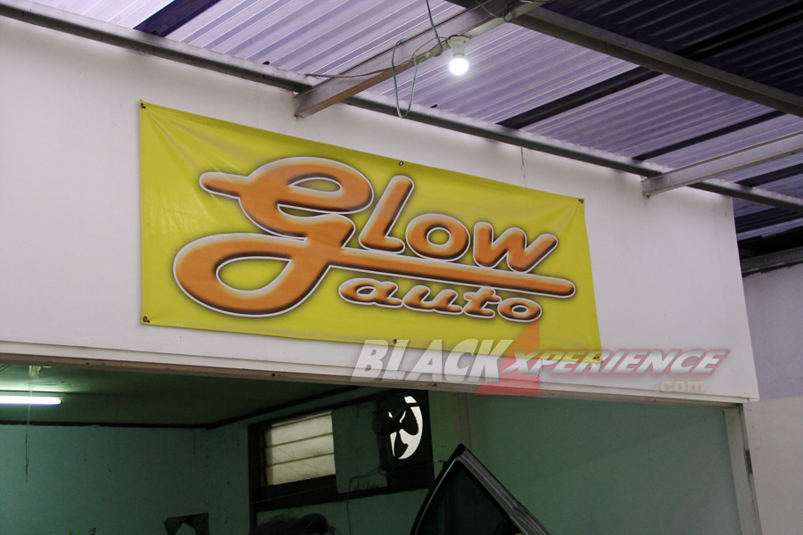 Ruang kerja mekanik Glow Auto