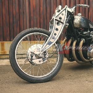 Modifikasi Honda CB650 The Luxurious Chopper Drag  