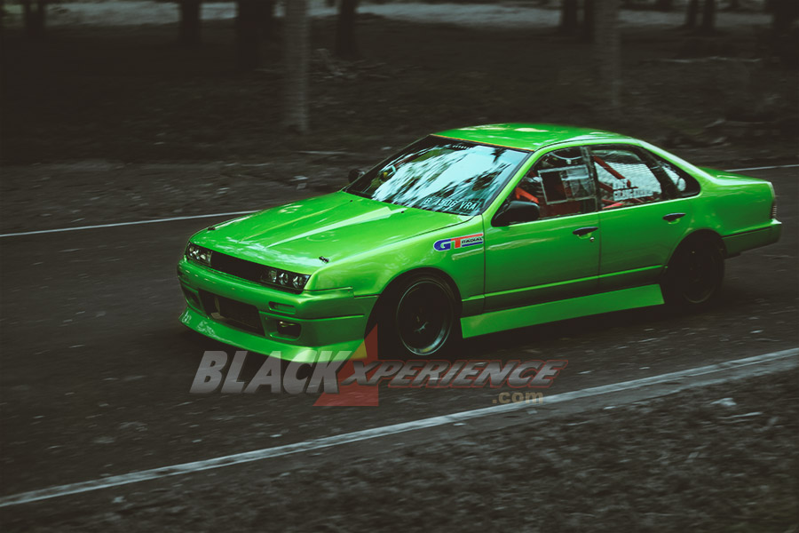 Modifikasi Nissan Cefiro : The Green Ruthless