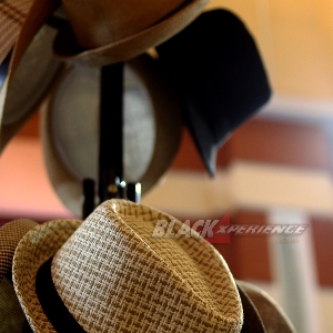 Produk topi fedora dari House of Cuff