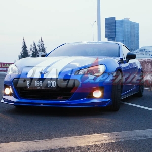Modifikasi Subaru BRZ 2014 : Mobil Street Racing Full Audio yang Nyaman untuk Harian