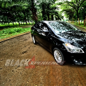 Suzuki Ciaz sang penerus kesuksesan Baleno