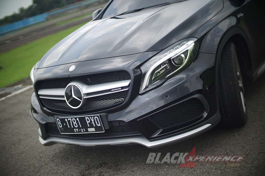 Mercedes AMG GLA 45 - High Performance Crossover