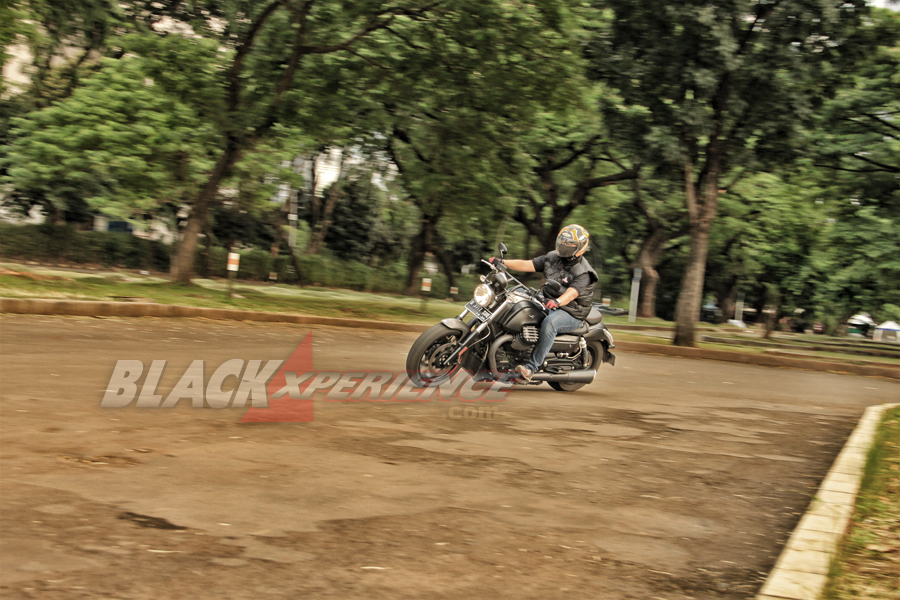 Test Ride: Moto Guzzi Audace, Cruiser Sangar