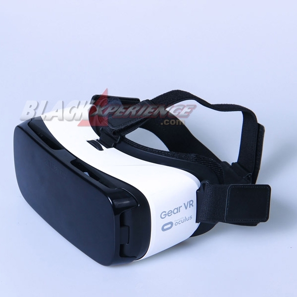 Jajal Samsung Gear VR, Cara Asik Nikmati Konten Virtual Reality