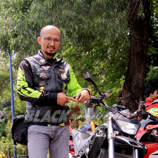 Modifikasi Ciamik Minerva Megelli ME250 Supermotard