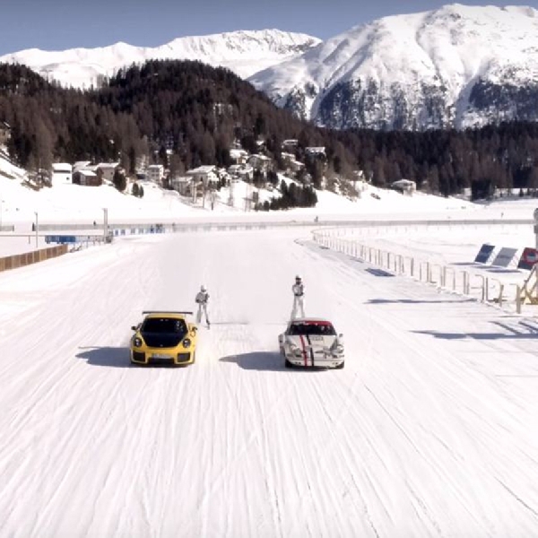 Porsche RS 911 GT2 dan 911 Bermain Balet di St. Moritz Swiss