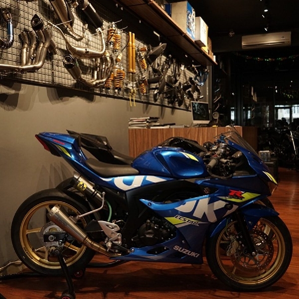  One3 Motoshop, Modifikasi Superbike Proper Berawal dari Sini