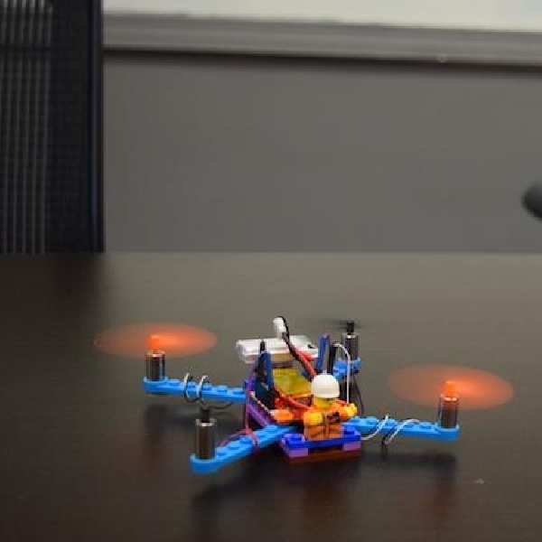 Flybrix, Drone Lego Anti Rusak