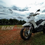 Test Ride Piaggio Beverly Sport Touring 350 i e di Indonesia