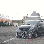 Modifikasi Toyota Avanza Veloz dengan Citarasa Alphard Vellfire