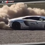 Lamborghini Aventador Dipersiapkan Jadi Mobil Reli