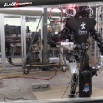 Selain Berperang, Robot Atlas Bisa Bersih-bersih Rumah