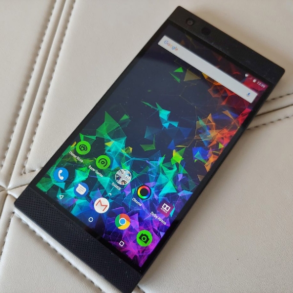 Membuktikan Ketangguhan Razer Phone 2