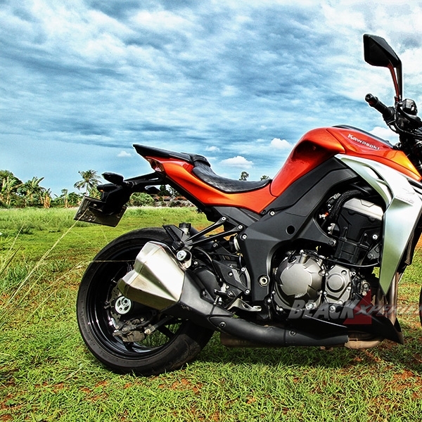 Test Ride Kawasaki Z1000 di Indonesia, Naked Bike Agresif