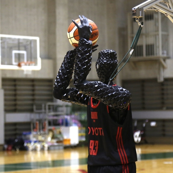 Robot Basketball Player yang Punya Akurasi Lemparan Sempurna