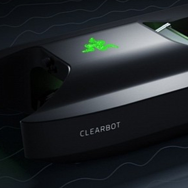 Razer dan ClearBot Meredesain Robot Otonom Pembersih Sampah Plastik Laut