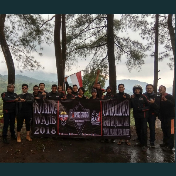Perkuat Solidaritas, Black Motor Community Jakarta Barat Lakukan Touring Wajib