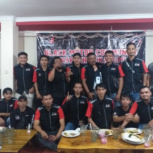 BMC Chapter Sukabumi Sukses Salurkan Donasi kepada 19 Anak Yatim di Karang Tengah, Cibadak