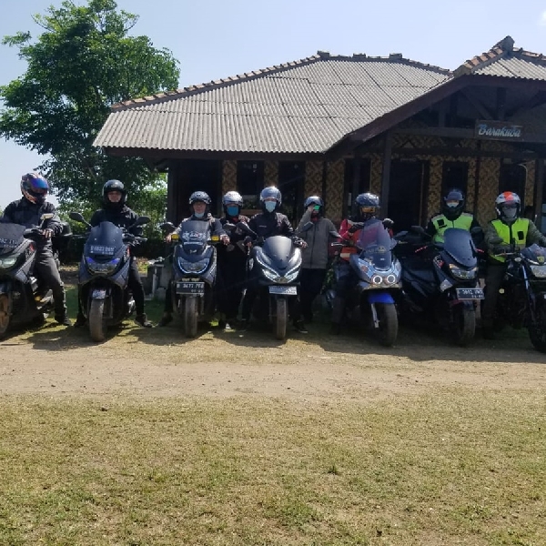 Touring Gabungan BMC DKI Raya ke Ujung Genteng, Pecah Disambut Sunset