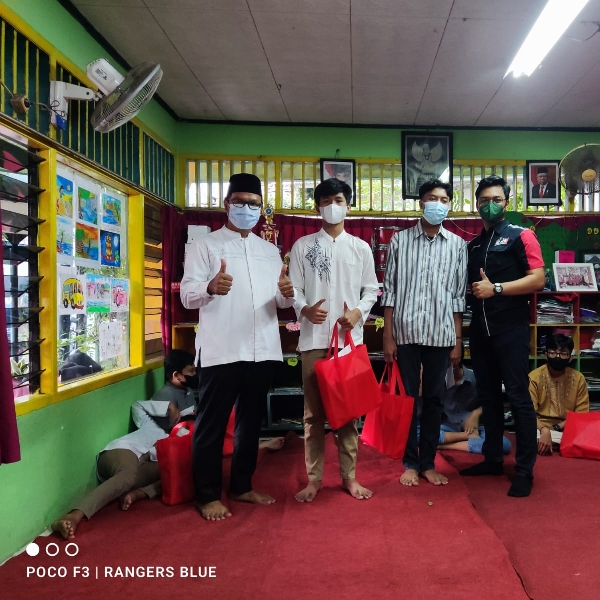 15 Rider Satroni Karang Taruna Unit 2 Utan Kayu Selatan, BMC Jaktim Lakoni Santunan dan Buka Bersama