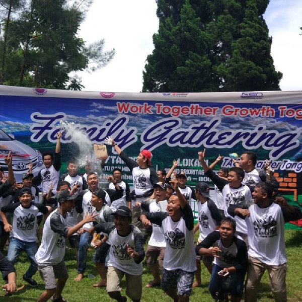 Gathering TACI Chapter Tangerang Kampanyekan Safety Driving